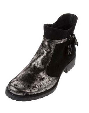 Bottines métalliques : Une tendance pour toutes même les grandes pointures 55