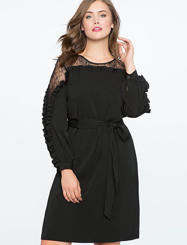 Robes noires grande taille en dentelle