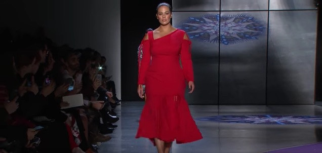 Ashley Graham seule mannequin Plus pour Prabal Gurung à la Fashion week de New york 29