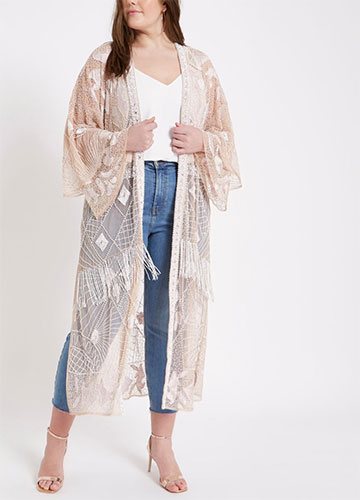 River Island Plus : Une collection du 46 au 56 pour toutes les occasions 58