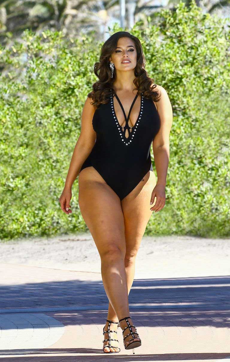 Ashley Graham x Swimsuits For All: Été 2018