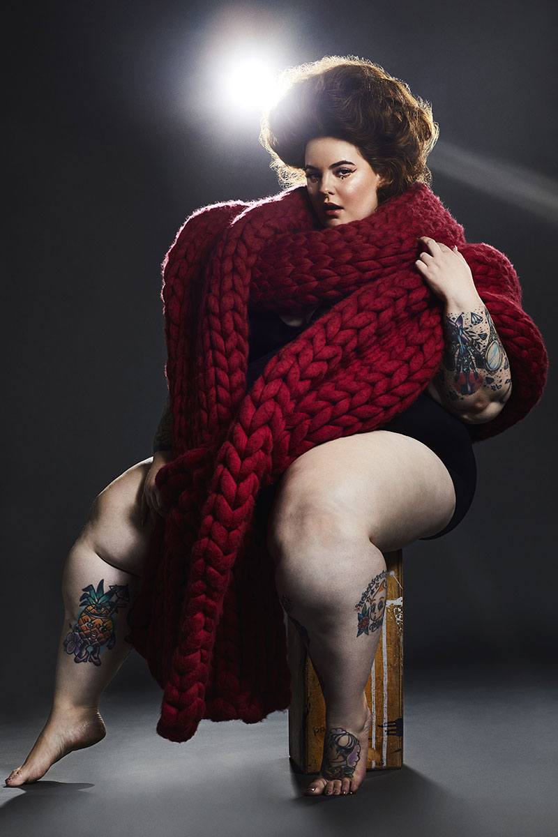 Tess Holliday est incroyable pour le magazine Ladygunn 35