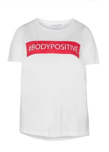 T-shirts à message #bodypositive pour un look faussement sage 57