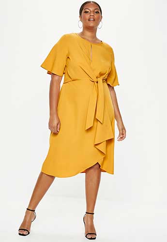 Mode grande taille : Jaune, moutarde, safran, caramel la couleur qui apporte un peu de soleil cet hiver 58